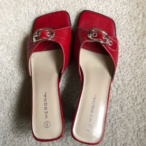 Red buckle shoes